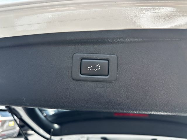Used 2019 Subaru Outback 3.6R Touring AWD/4WD image 44