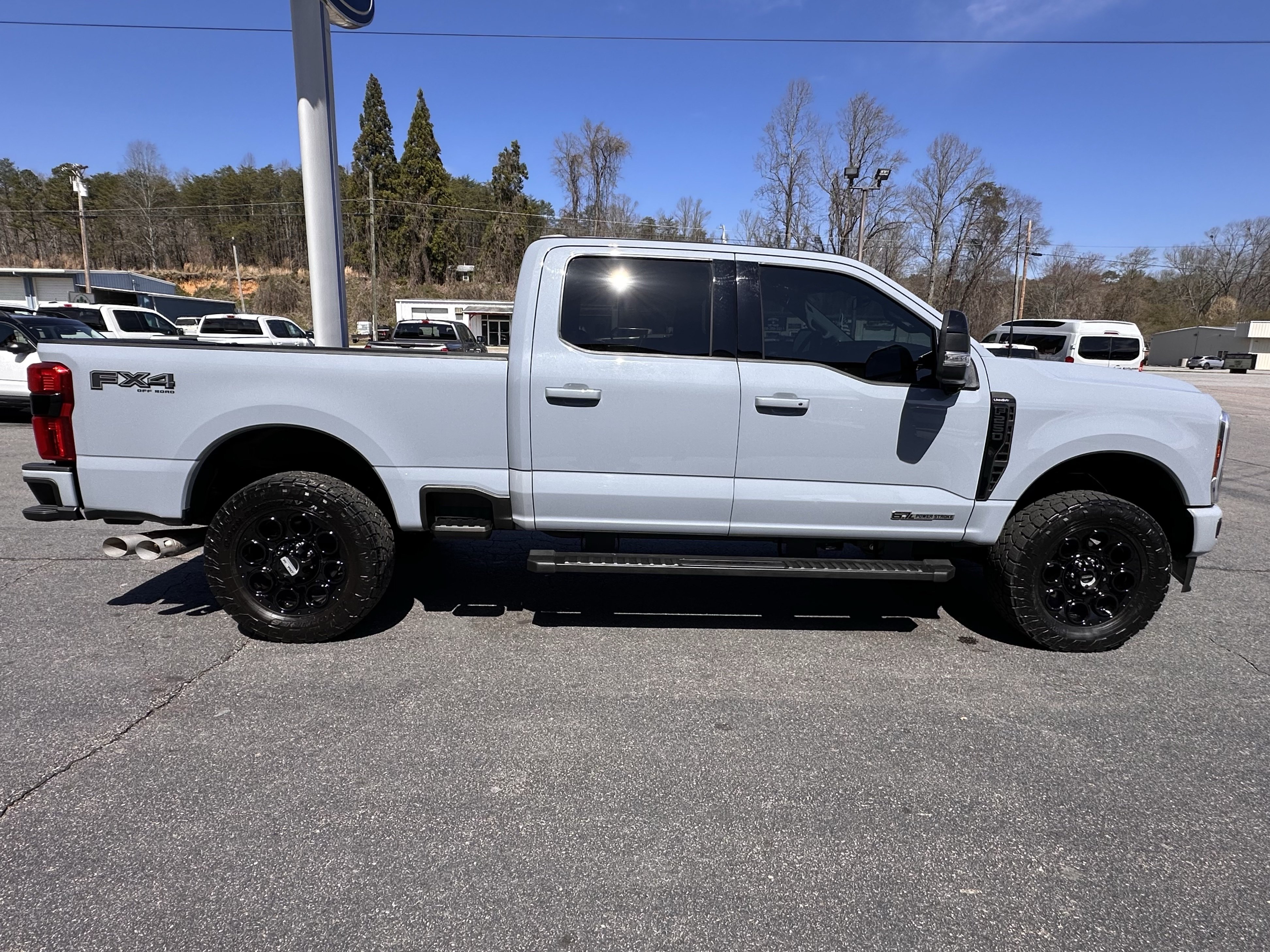 Certified 2024 Ford F250 Lariat w/ Lariat Ultimate Package AWD/4WD image 4