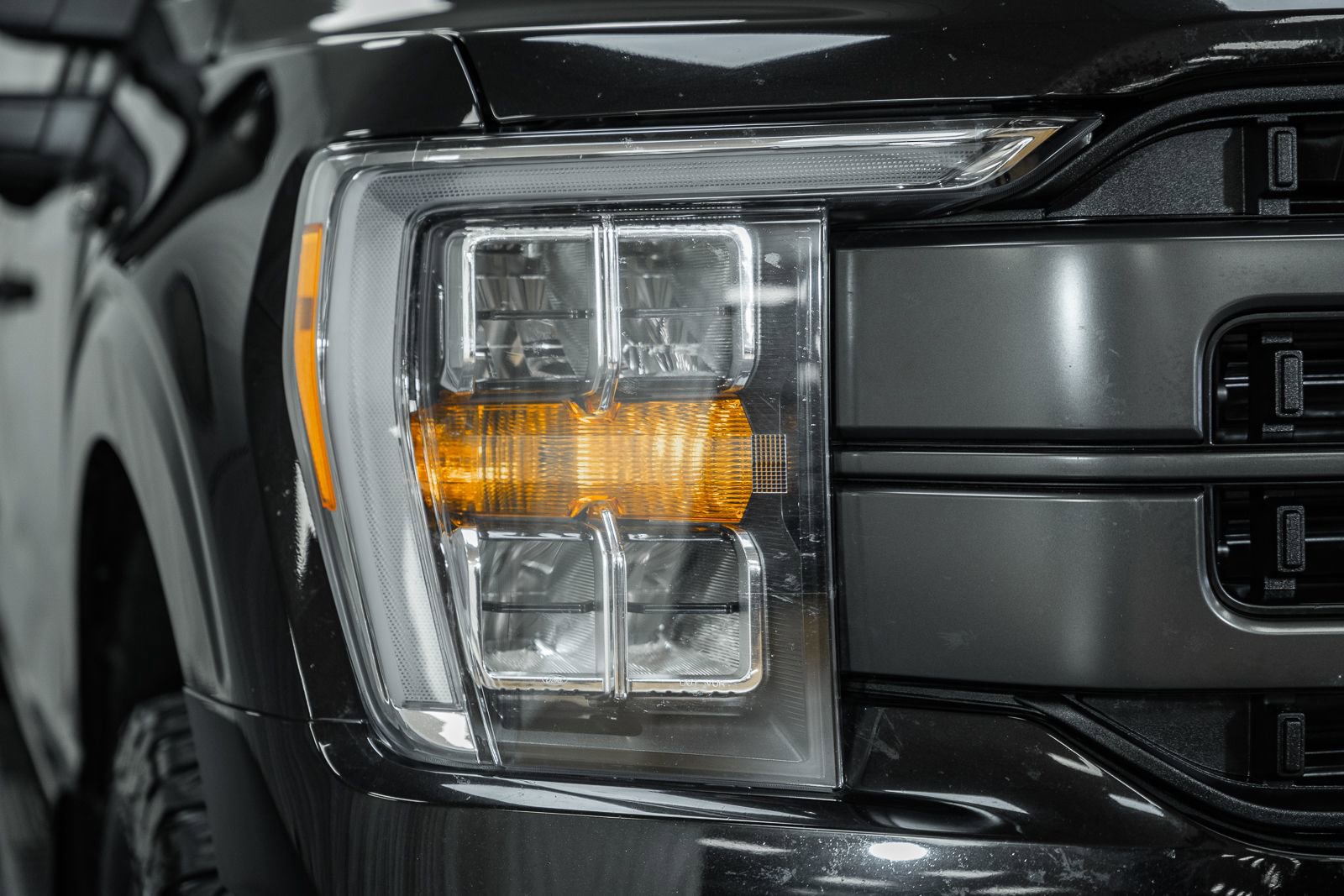 Certified 2023 Ford F150 Lariat image 9