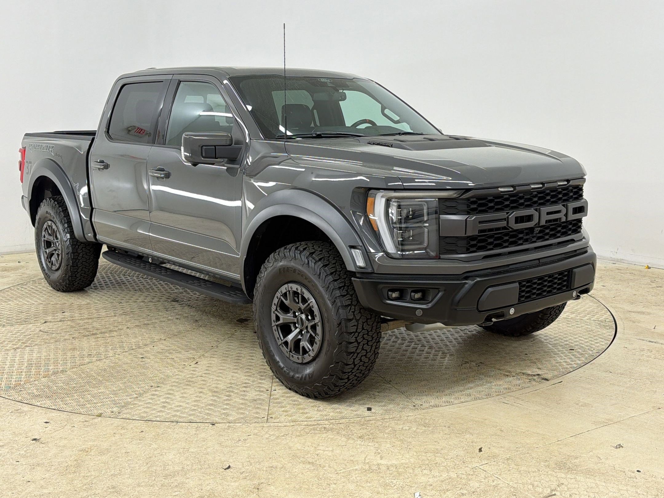 Certified 2021 Ford F150 Raptor w/ Raptor 37 Performance Package image 7