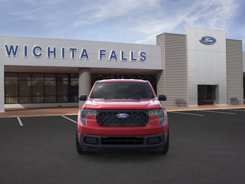 Certified 2025 Ford Maverick XLT w/ Equipment Group 302A AWD/4WD image 6