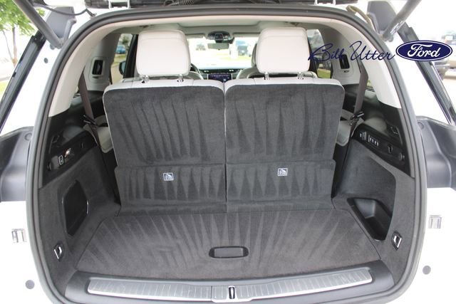 Used 2021 Jeep Grand Cherokee L Overland w/ Advanced Protech Group III AWD/4WD image 11