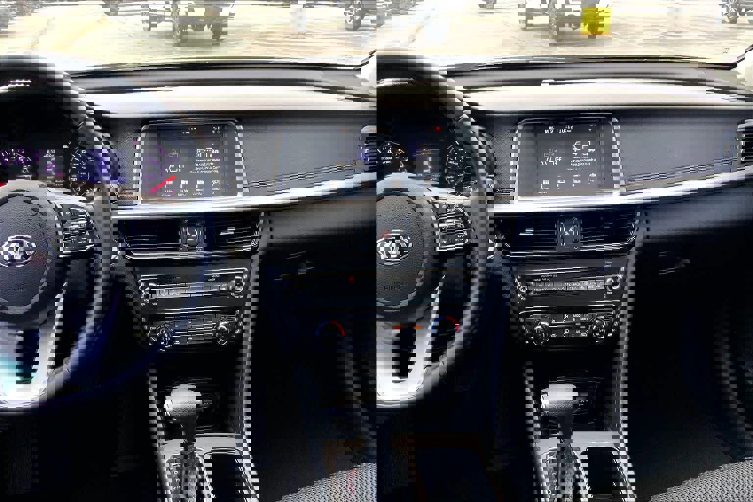 Used 2019 Kia Optima S w/ S Panoramic Sunroof Package image 8