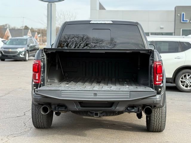 Certified 2018 Ford F150 Raptor w/ Equipment Group 802A Luxury image 46