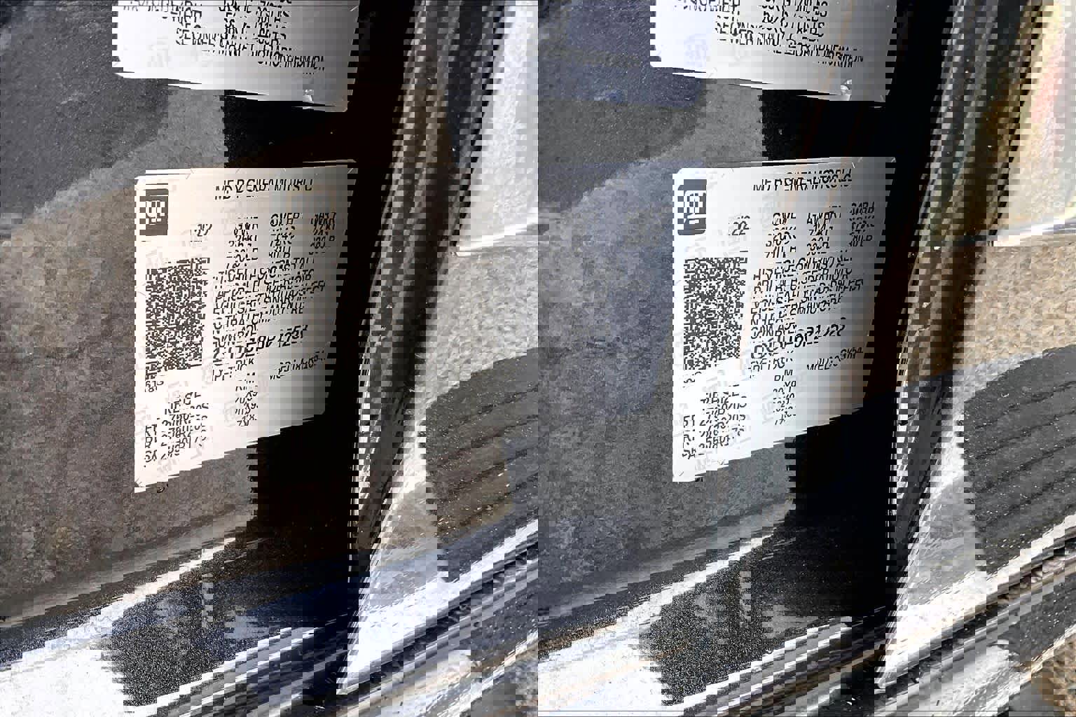 Used 2023 Chevrolet Silverado 1500 High Country w/ Z71 Off-Road Package AWD/4WD image 34