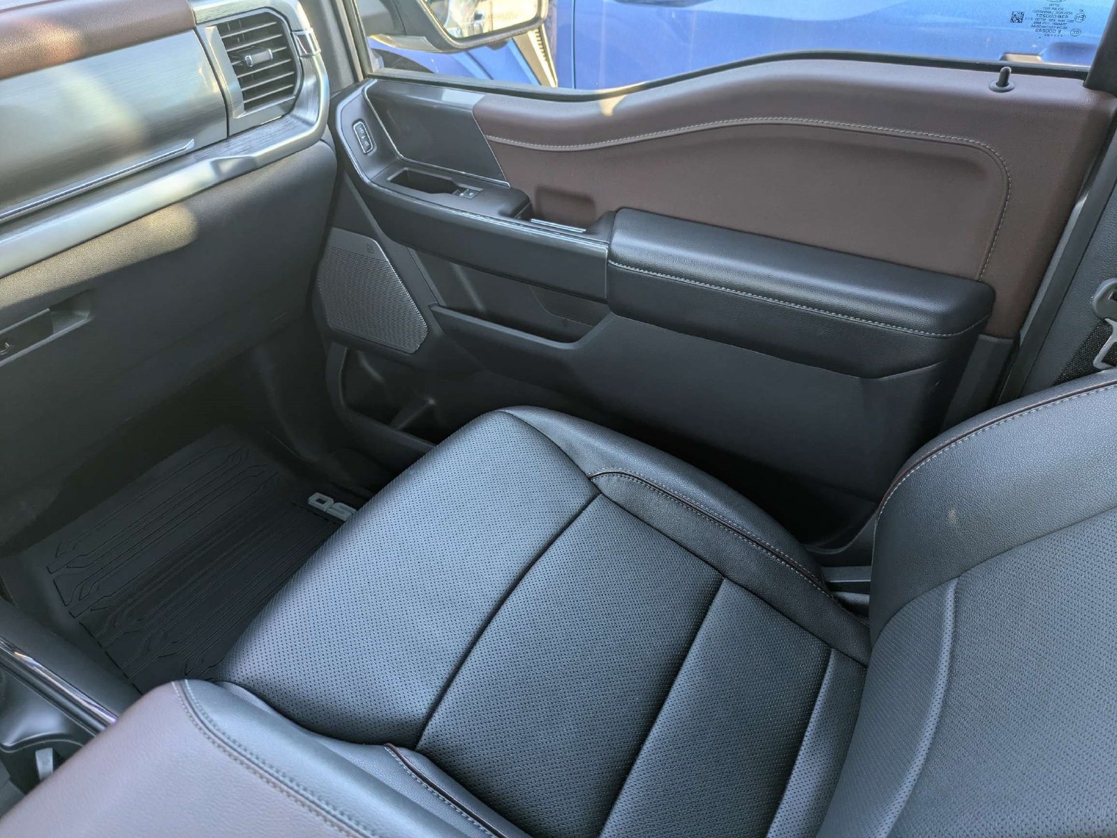 Certified 2023 Ford F150 Lariat AWD/4WD image 17