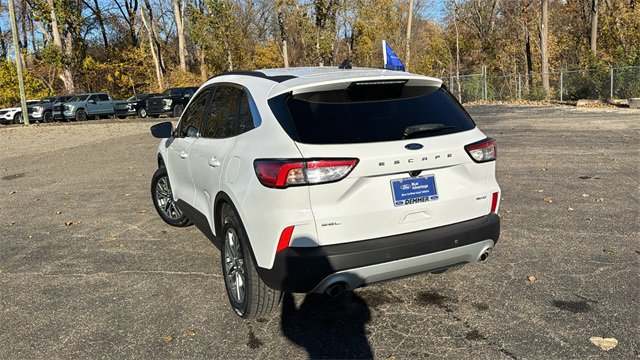 Certified 2022 Ford Escape SEL image 3