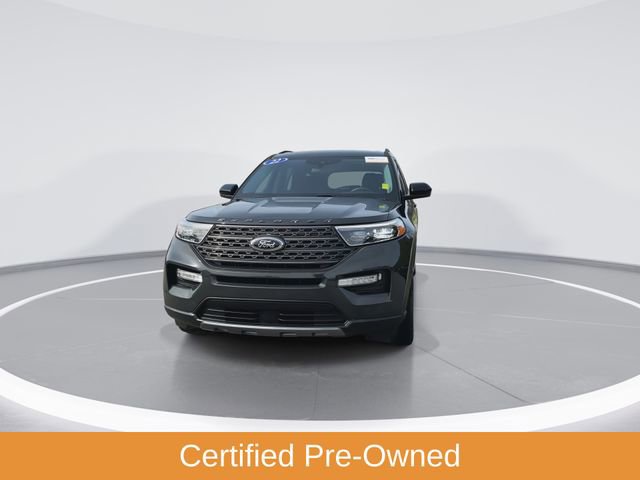 Certified 2022 Ford Explorer XLT w/ Equipment Group 202A image 3