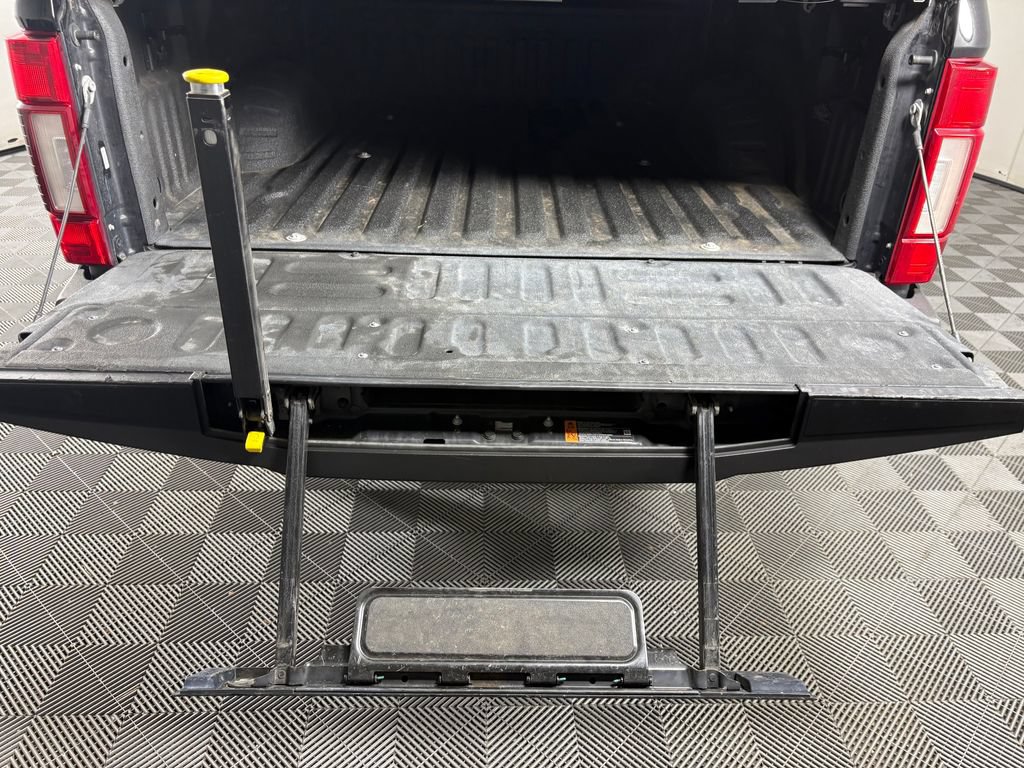 Certified 2021 Ford F250 Platinum w/ FX4 Off-Road Package AWD/4WD image 34