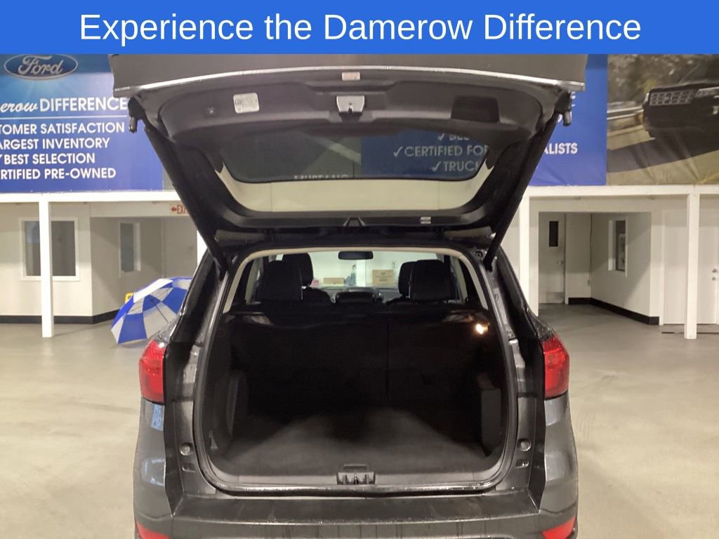 Certified 2019 Ford Escape Titanium image 5