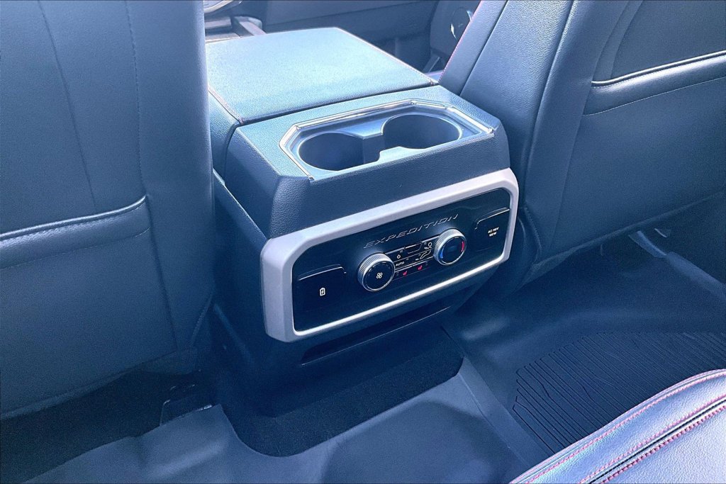 Certified 2024 Ford Expedition Limited AWD/4WD image 34