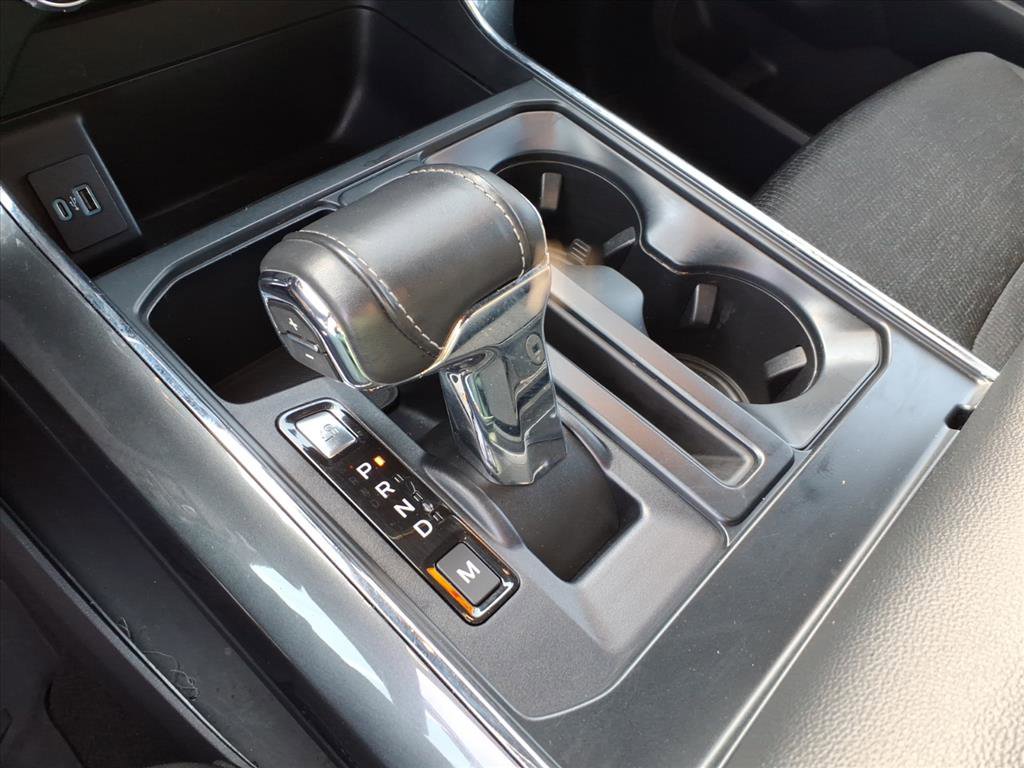 Certified 2022 Ford F150 XLT w/ Equipment Group 302A High image 16