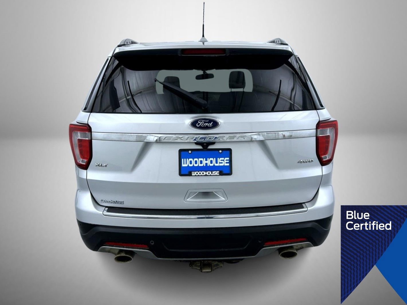 Certified 2018 Ford Explorer XLT w/ Equipment Group 202A image 4