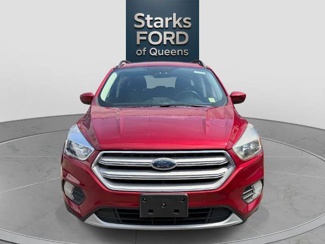 Certified 2018 Ford Escape SE w/ SE Sync 3 Package AWD/4WD image 2