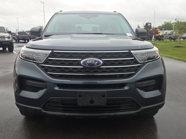 Certified 2023 Ford Explorer XLT AWD/4WD image 3