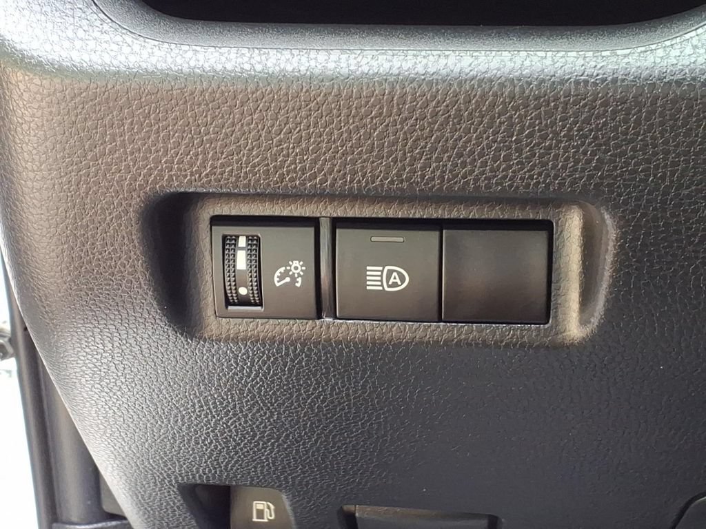 Used 2024 Toyota RAV4 LE AWD/4WD image 16