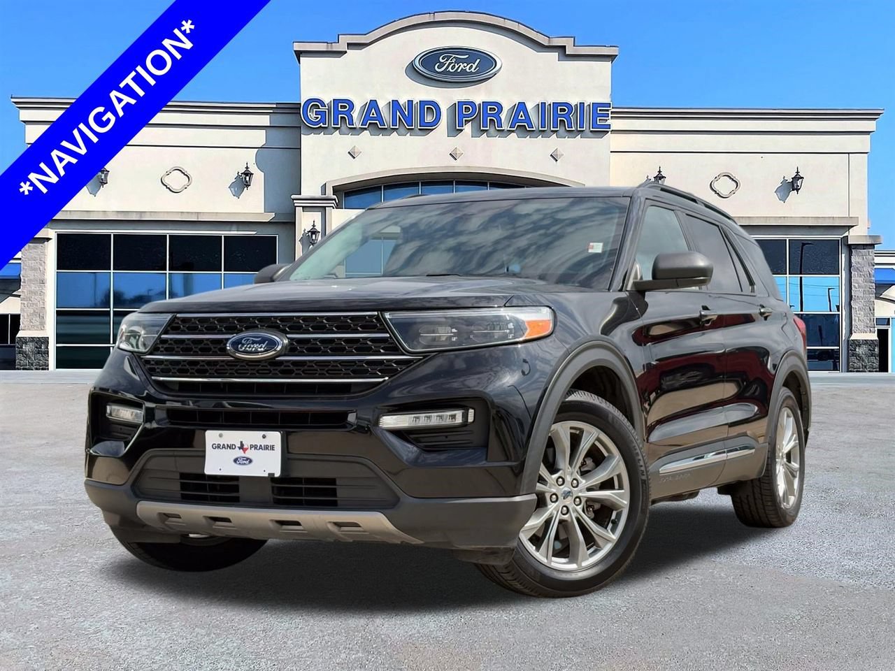 Certified 2022 Ford Explorer XLT w/ Equipment Group 202A