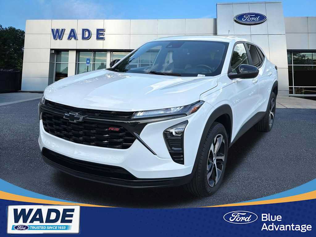 Used 2024 Chevrolet Trax RS w/ Driver Confidence Package FWD video 1