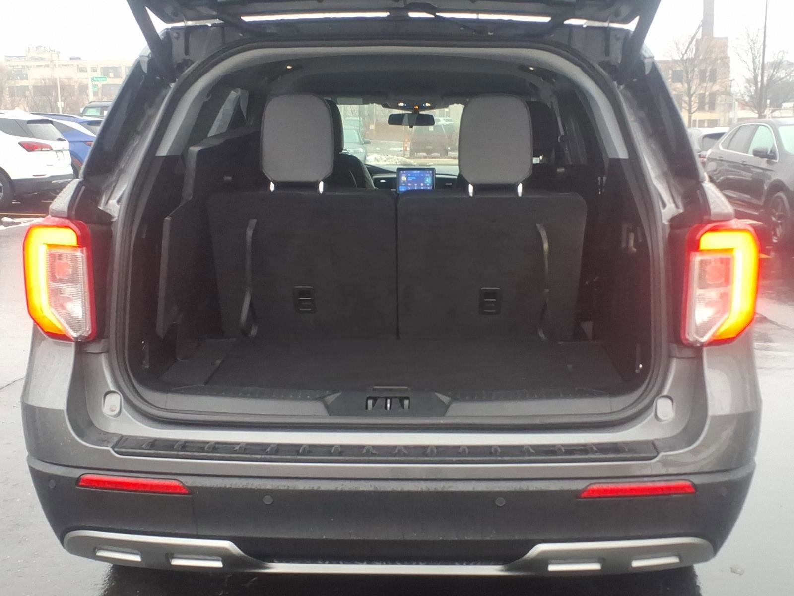 Certified 2023 Ford Explorer XLT w/ Equipment Group 202A image 7