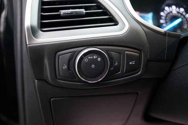 Certified 2018 Ford Edge SEL w/ Equipment Group 201A image 13