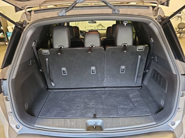 Used 2024 Nissan Pathfinder Rock Creek AWD/4WD image 12