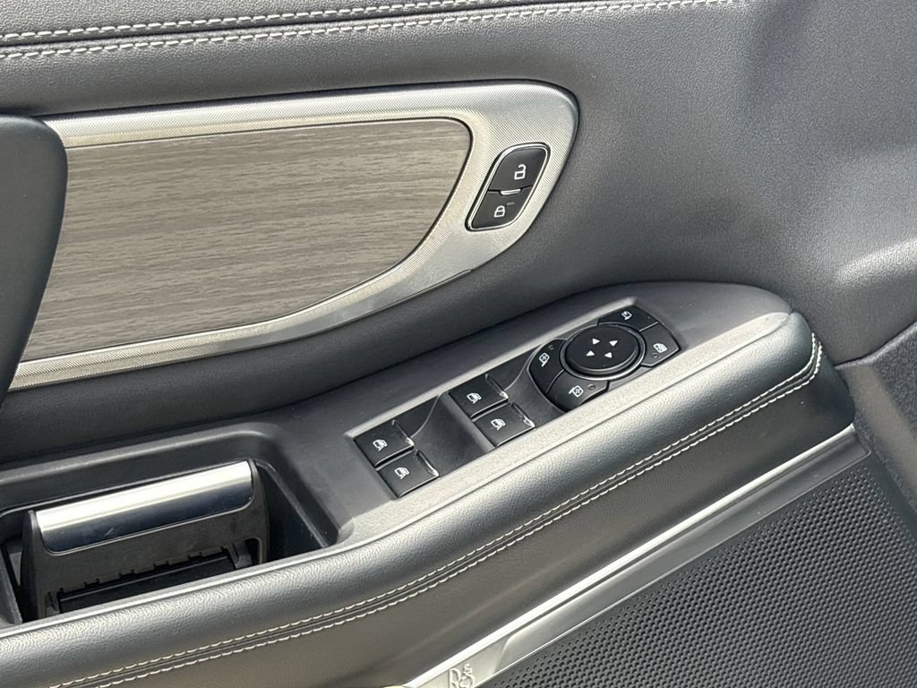 Certified 2025 Ford Expedition Max Platinum AWD/4WD image 17