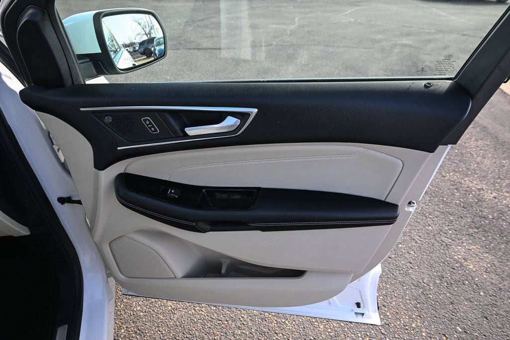 Certified 2020 Ford Edge Titanium w/ Equipment Group 301A image 30
