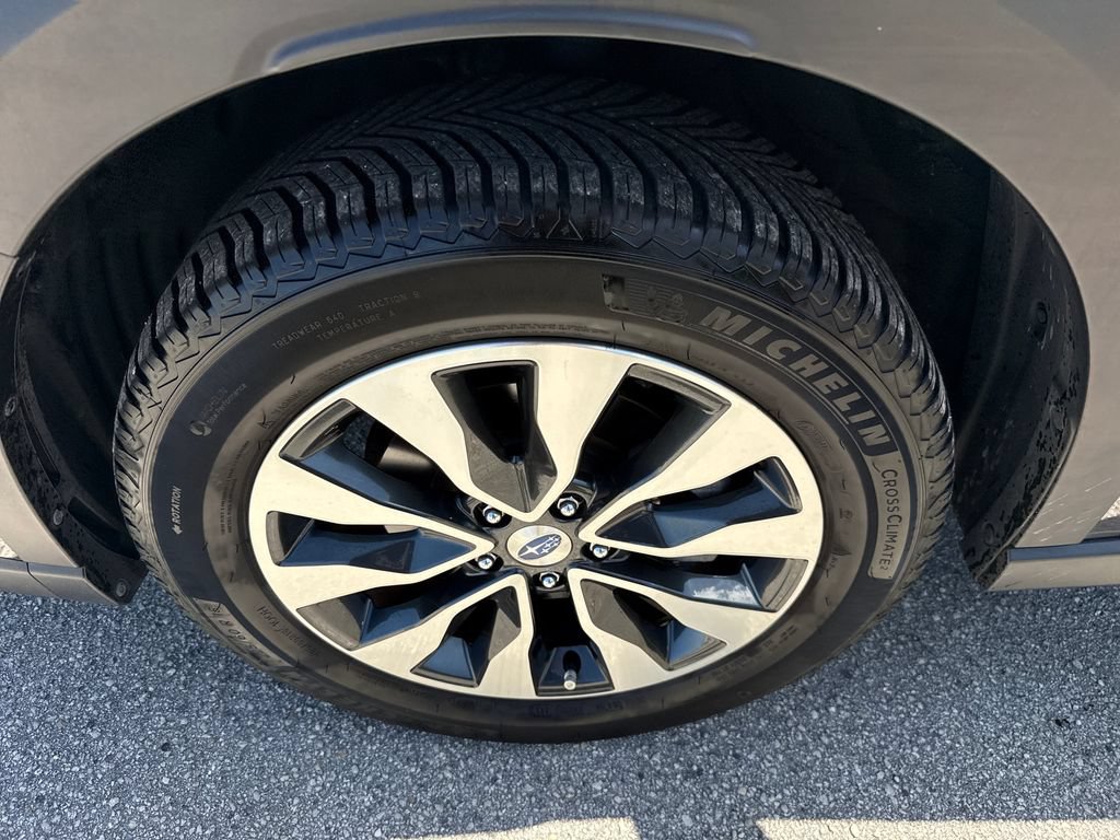 Used 2023 Subaru Outback Touring AWD/4WD image 13