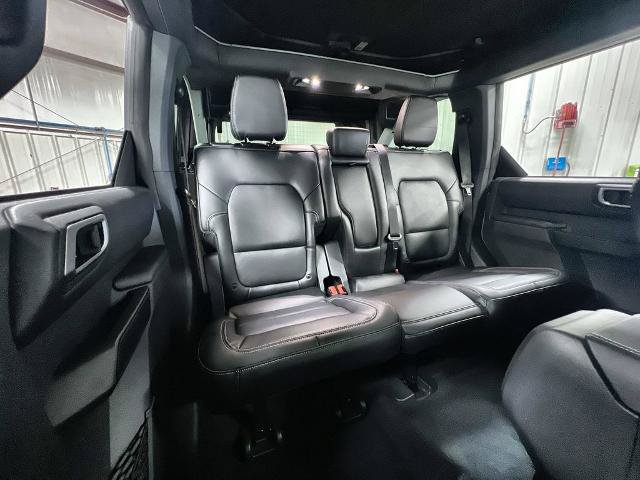 Certified 2026 Ford Bronco Outer Banks w/ Sasquatch Package AWD/4WD image 29