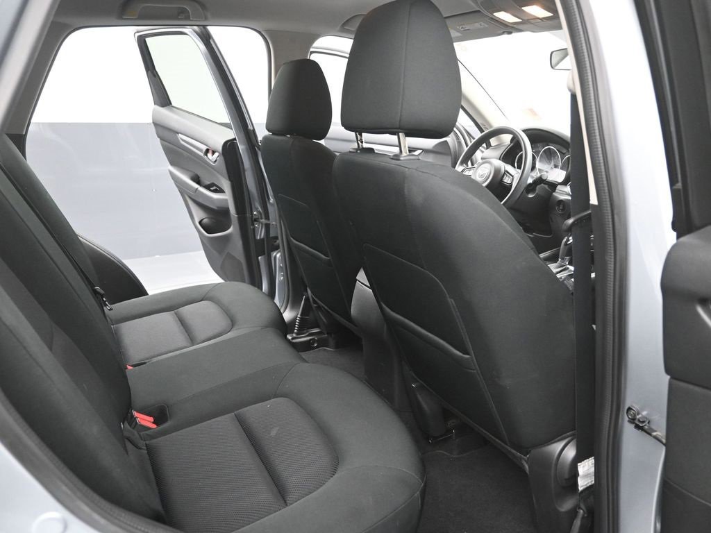 Used 2017 MAZDA CX-5 Sport image 18