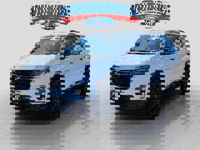 Used 2023 Chevrolet Traverse Premier w/ Redline Edition image 2