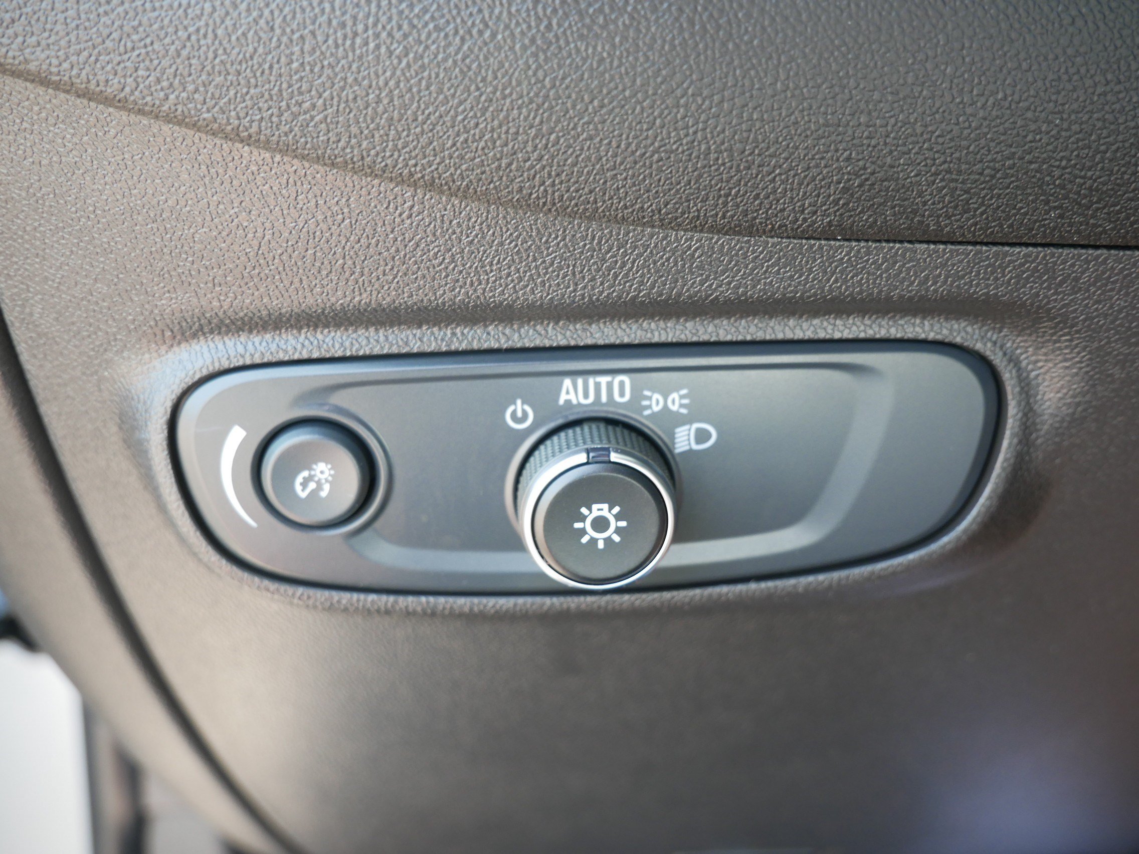 Used 2024 Chevrolet Equinox LT AWD/4WD image 26