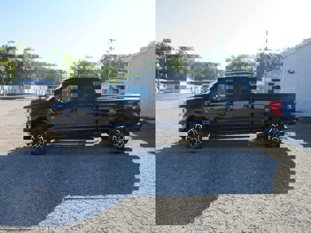 Certified 2022 Ford F150 XLT w/ Equipment Group 302A High image 2