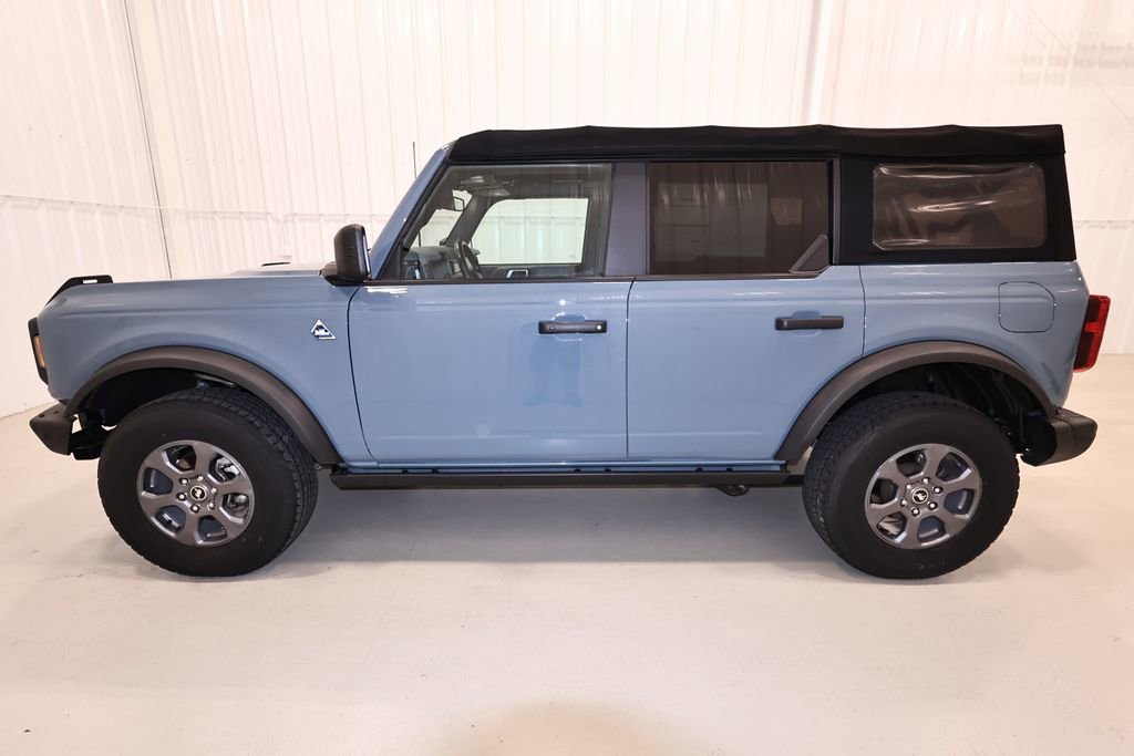 Certified 2022 Ford Bronco Black Diamond AWD/4WD image 7
