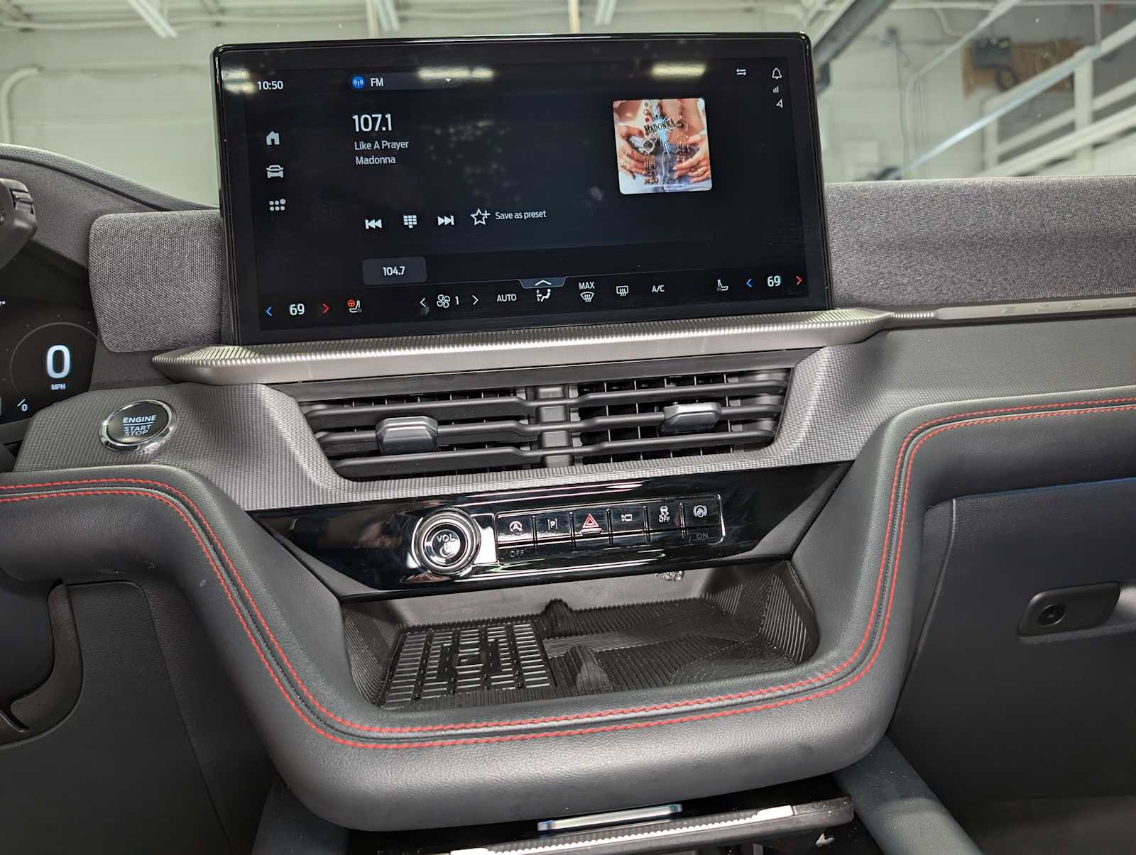Certified 2025 Ford Explorer ST AWD/4WD image 35