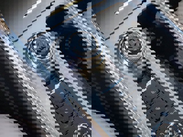 Certified 2021 Ford Explorer Platinum w/ Equipment Group 601A image 24