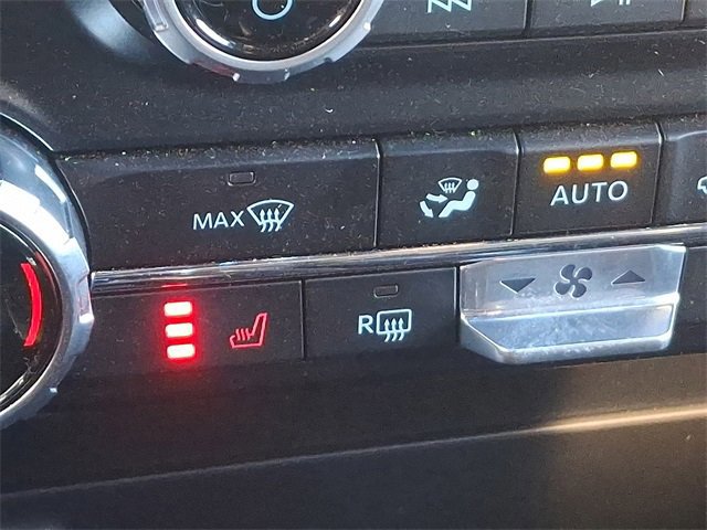 Certified 2023 Ford F150 XLT w/ Equipment Group 302A High image 26