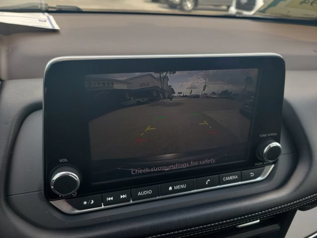 Used 2023 Nissan Rogue SV FWD image 27