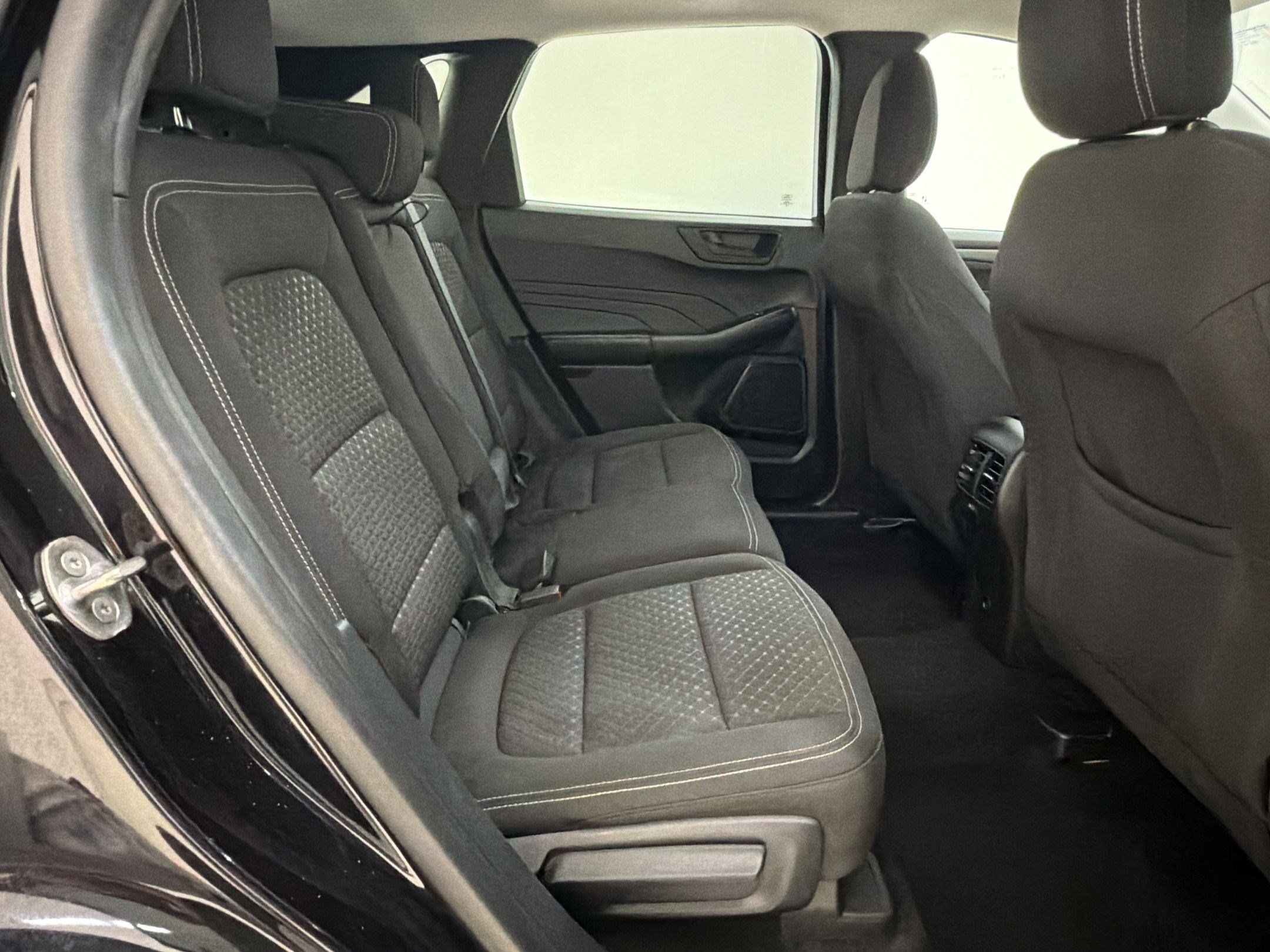 Certified 2023 Ford Escape Active AWD/4WD image 31