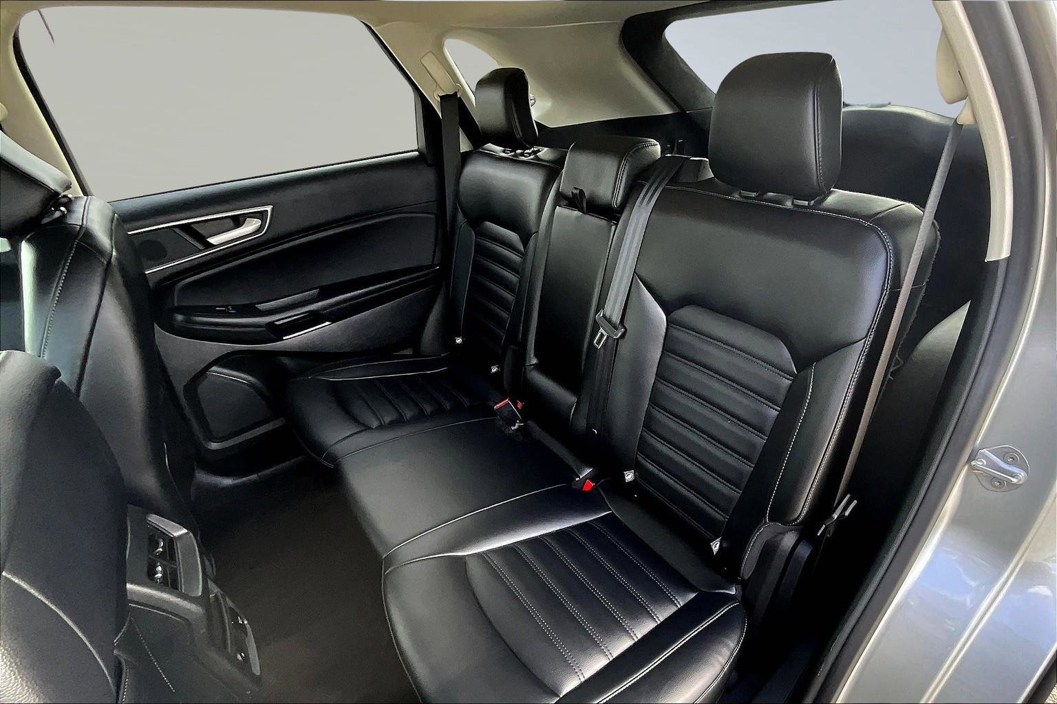 Certified 2022 Ford Edge SEL w/ Convenience Package image 17