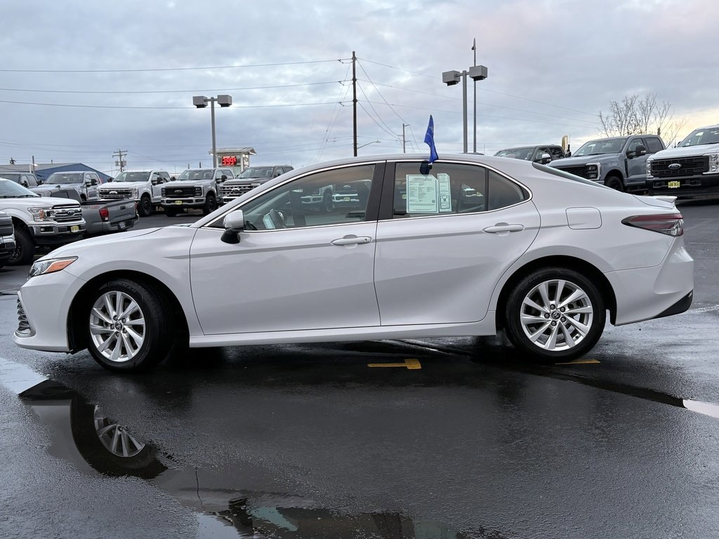 Used 2024 Toyota Camry LE image 6