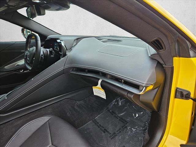 Used 2025 Chevrolet Corvette Stingray Coupe w/ 1LT image 18