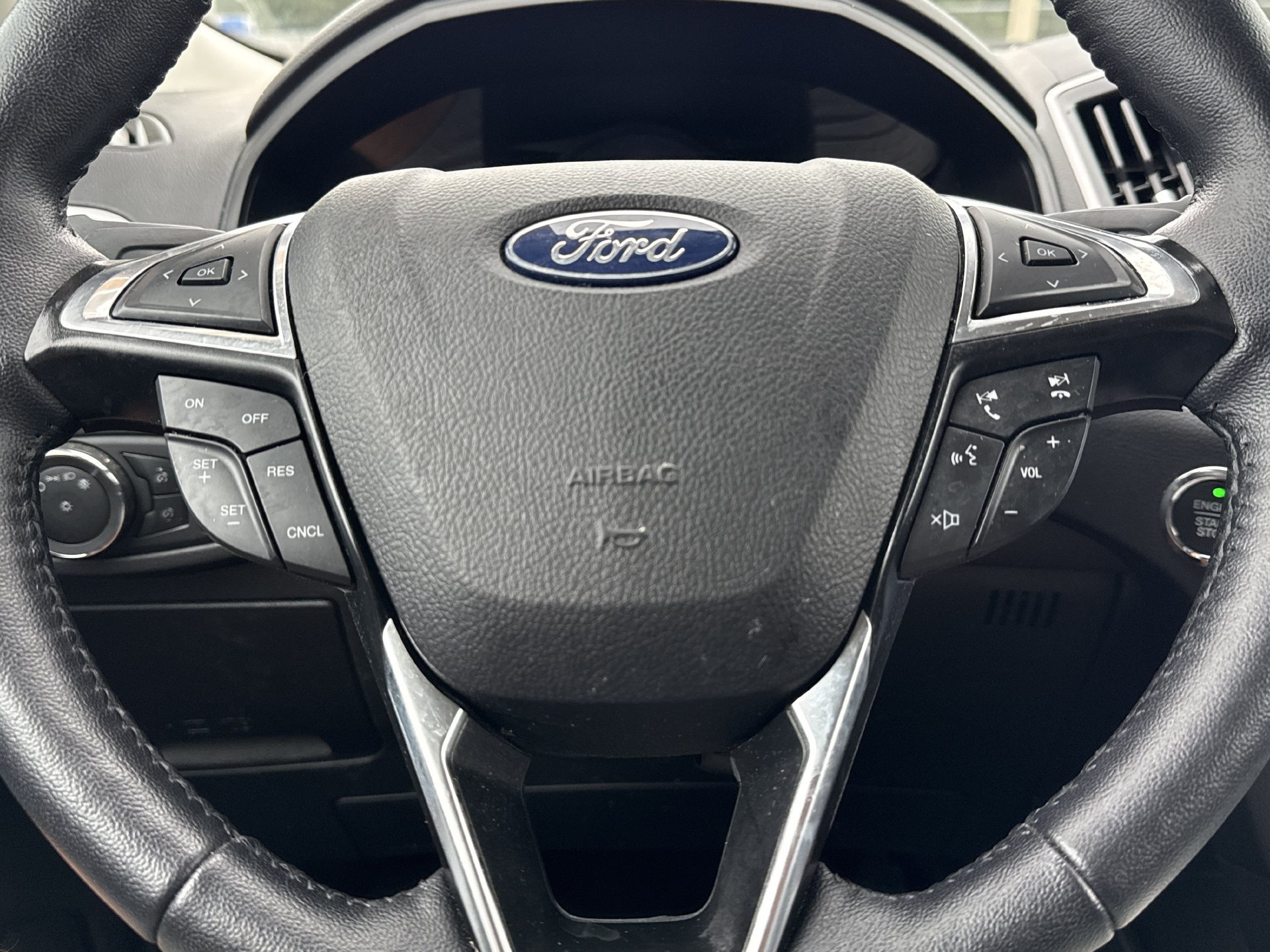Certified 2023 Ford Edge SEL w/ Convenience Package AWD/4WD image 10