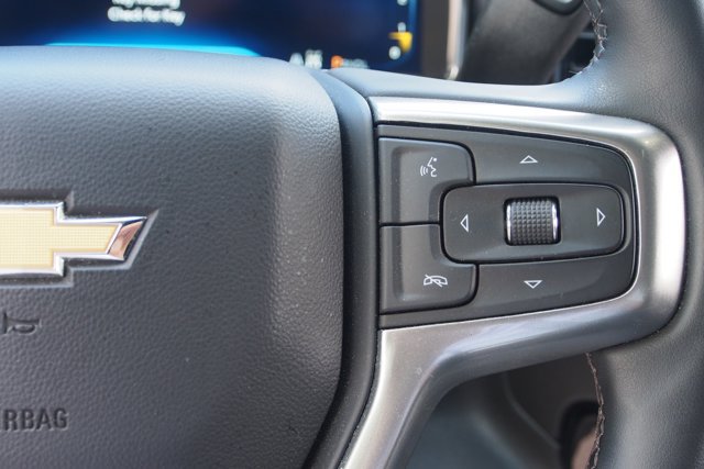 Used 2023 Chevrolet Silverado 1500 LT AWD/4WD image 23