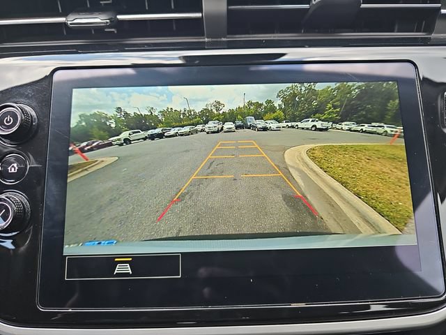 Used 2023 Chevrolet Bolt EUV LT w/ Driver Confidence Package FWD image 23