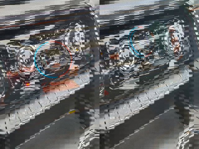 Used 2025 GMC Sierra 2500 AT4 w/ AT4 Premium Plus Package image 23