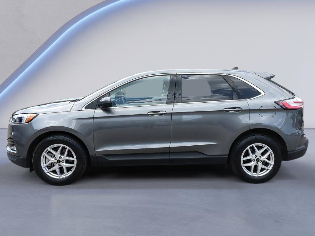 Certified 2024 Ford Edge SEL w/ Convenience Package AWD/4WD image 3