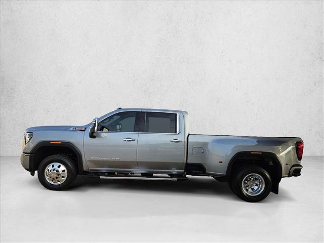 Used 2025 GMC Sierra 3500 Denali w/ Denali Reserve Package AWD/4WD image 7