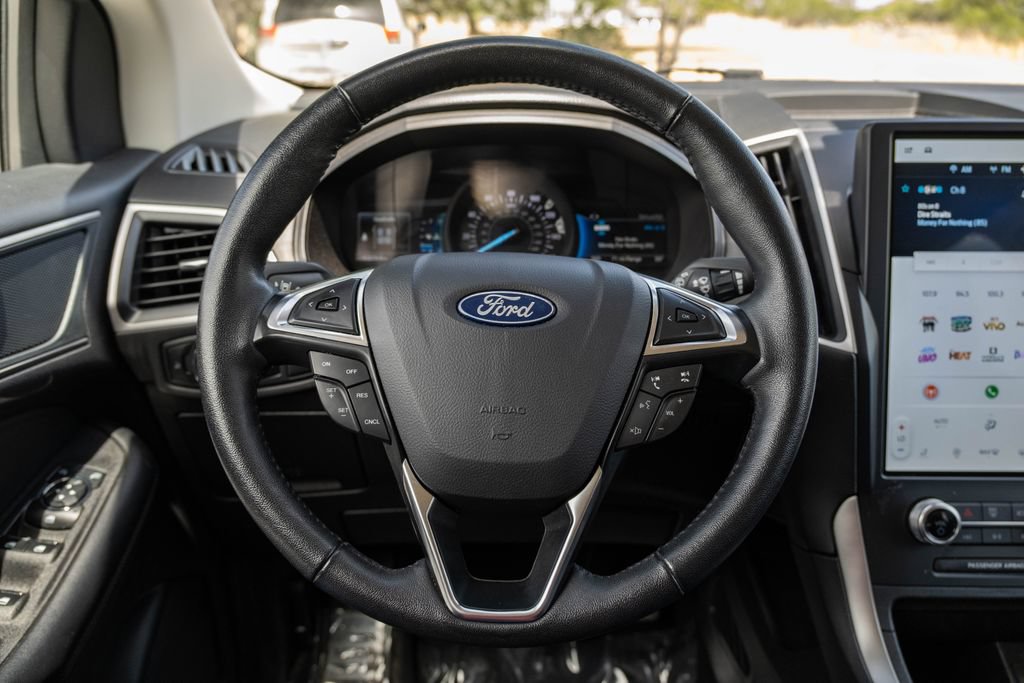 Certified 2024 Ford Edge SEL AWD/4WD image 22