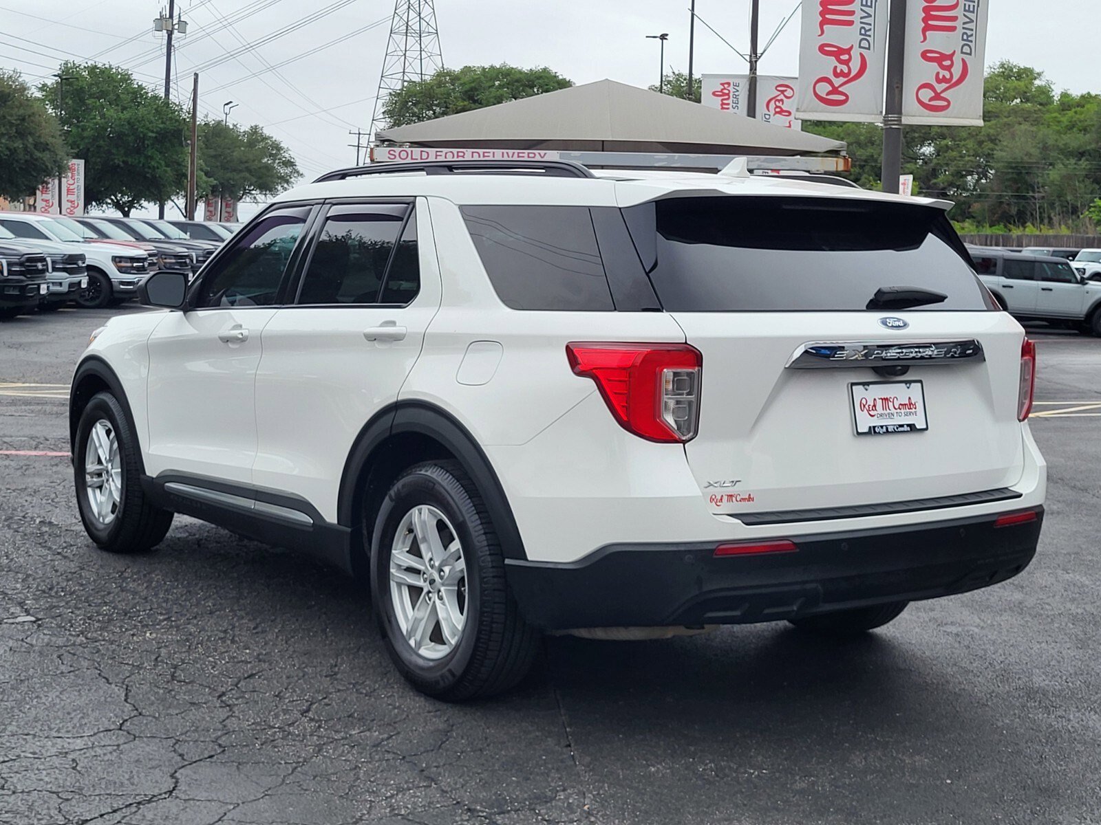 Certified 2023 Ford Explorer XLT RWD image 6